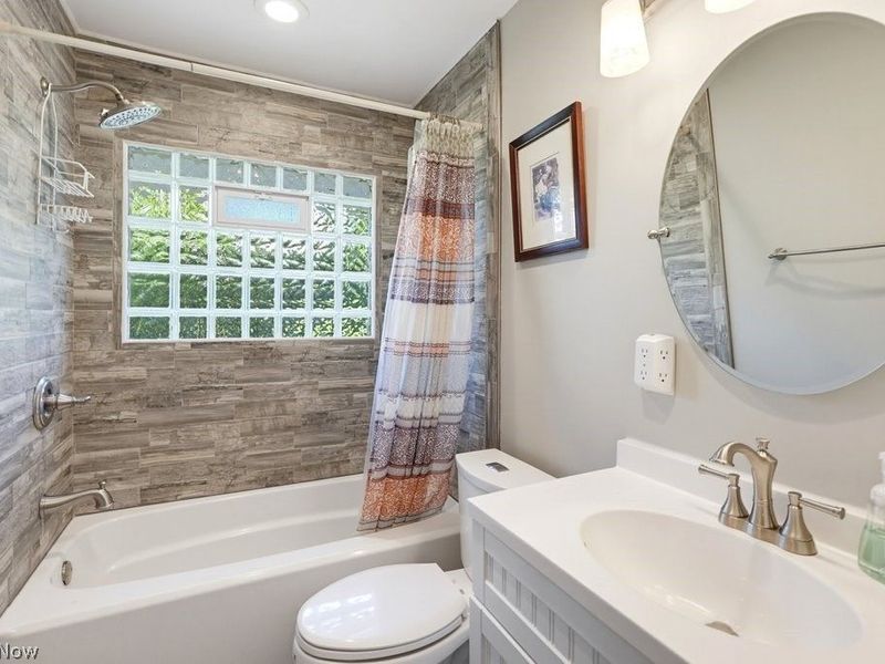 7817 Cambridge Drive, Brecksville, OH 44141 Photo 22