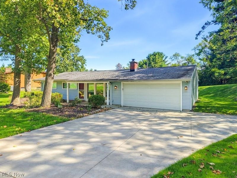 7817 Cambridge Drive, Brecksville, OH 44141 Photo 3