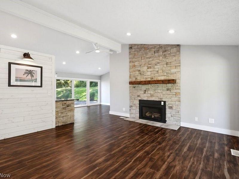 7817 Cambridge Drive, Brecksville, OH 44141 Photo 4