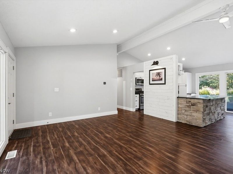 7817 Cambridge Drive, Brecksville, OH 44141 Photo 7