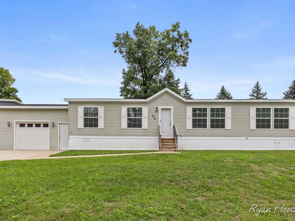 218 Whispering Creek Drive, Ionia, MI 48846