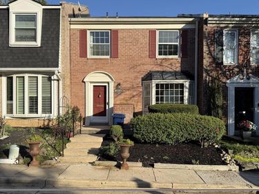 1013 N VAIL STREET, ALEXANDRIA, VA 22304