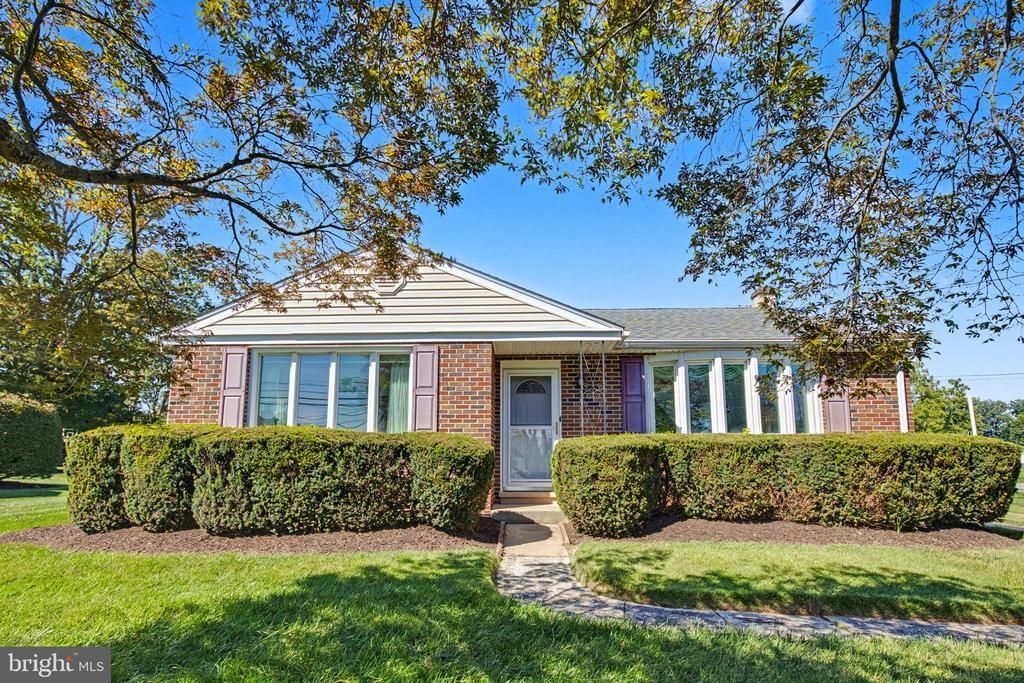 157 EGYPT ROAD, WEST NORRITON, PA 19403