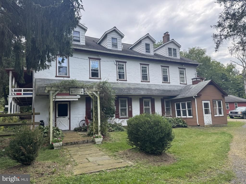 525 CREAMERY ROAD , TELFORD, PA 18969