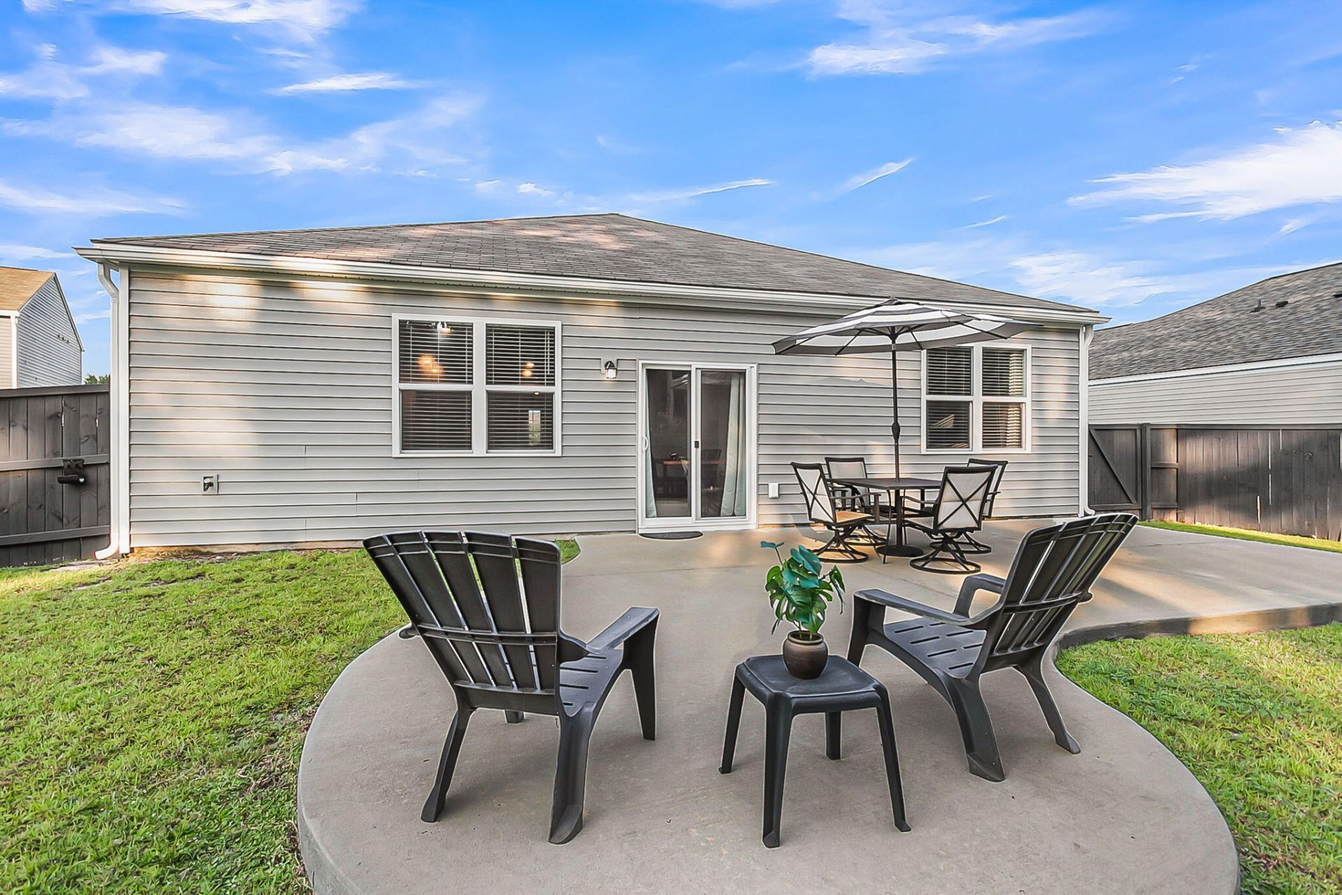 207 Greenwich Drive Photo 39