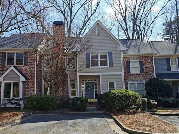 128 River Ridge Lane, Roswell, GA 30075