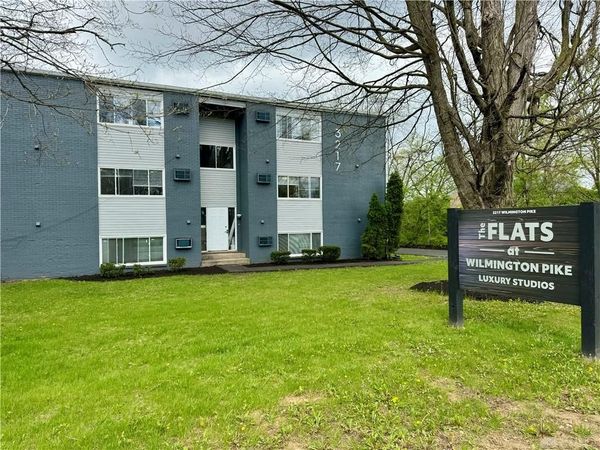 3217 Wilmington Pike, Dayton, OH 45429