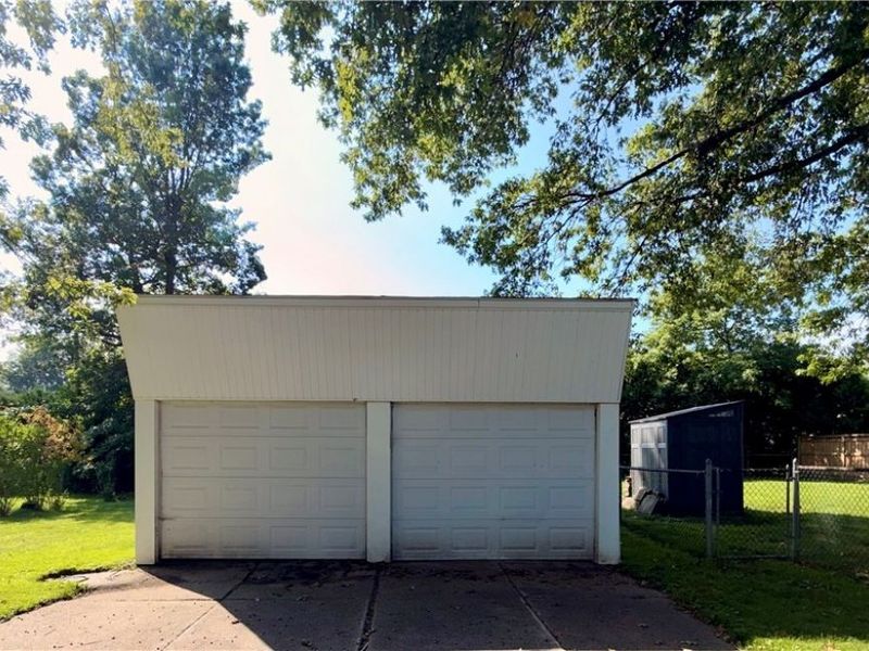 1754 Sunview Road, Lyndhurst, OH 44124 Photo 15