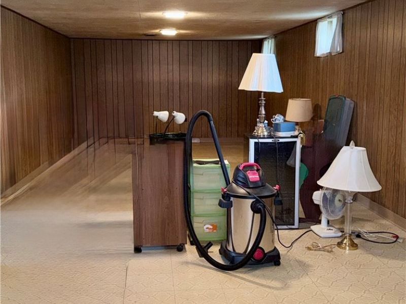 1754 Sunview Road, Lyndhurst, OH 44124 Photo 9
