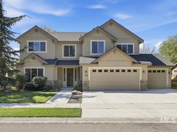 579 W Gable St, Meridian, ID 83646