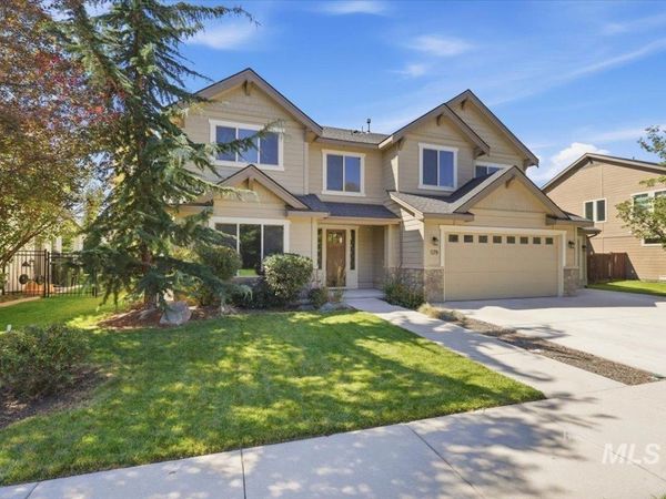579 W Gable St, Meridian, ID 83646