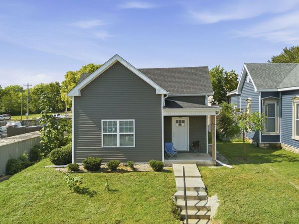 111 W 10th Ave, Bowling Green, KY 42101