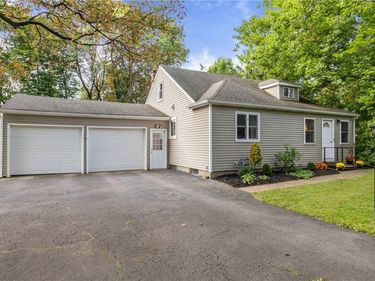 421 Bayside Drive , Webster, NY 14580
