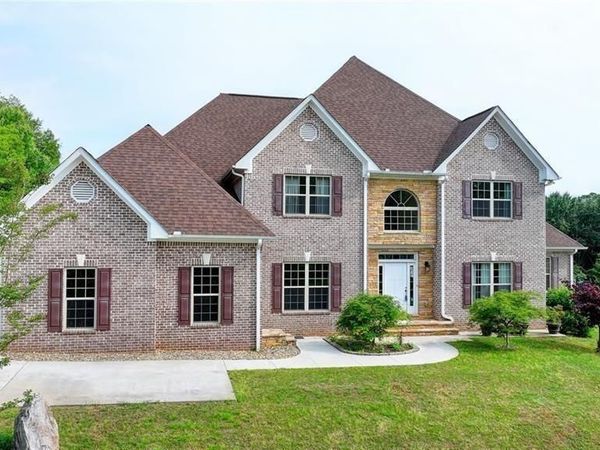 2204 Sidney Drive , Gainesville, GA 30506