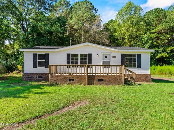 193 Peach Street, Clarkton, NC 28433
