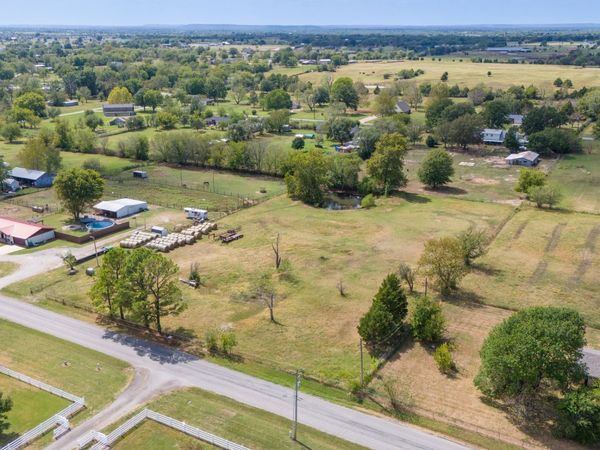 12152 N 97th East Avenue , Collinsville, OK 74021