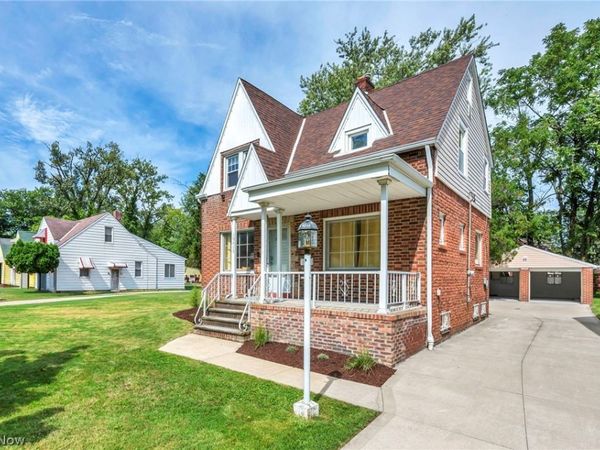 19413 Ridgewood Avenue , Warrensville Heights, OH 44122