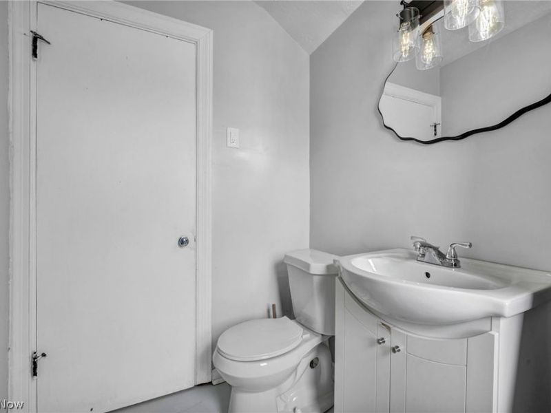 19413 Ridgewood Avenue, Warrensville Heights, OH 44122 Photo 24