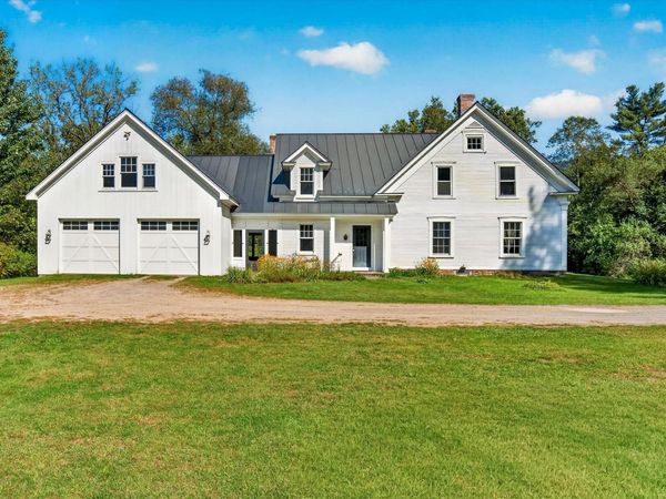 2011 Sangamon Road, Pittsford, VT 05763
