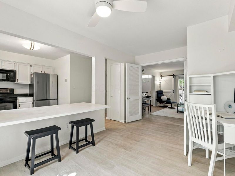 2811 Chateau Circle S, Unit 36, Upper Arlington, OH 43221 Photo 17