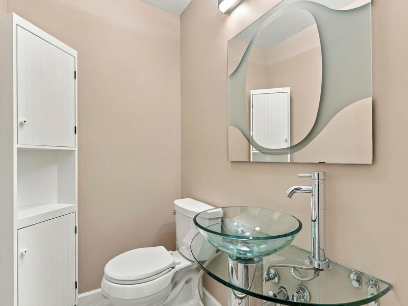 2811 Chateau Circle S, Unit 36, Upper Arlington, OH 43221 Photo 28