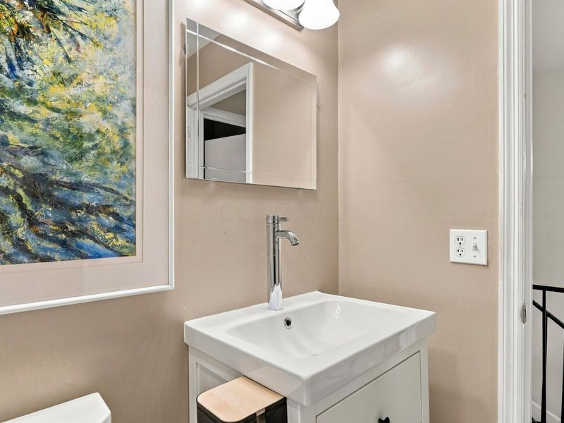 2811 Chateau Circle S, Unit 36, Upper Arlington, OH 43221 Photo 37