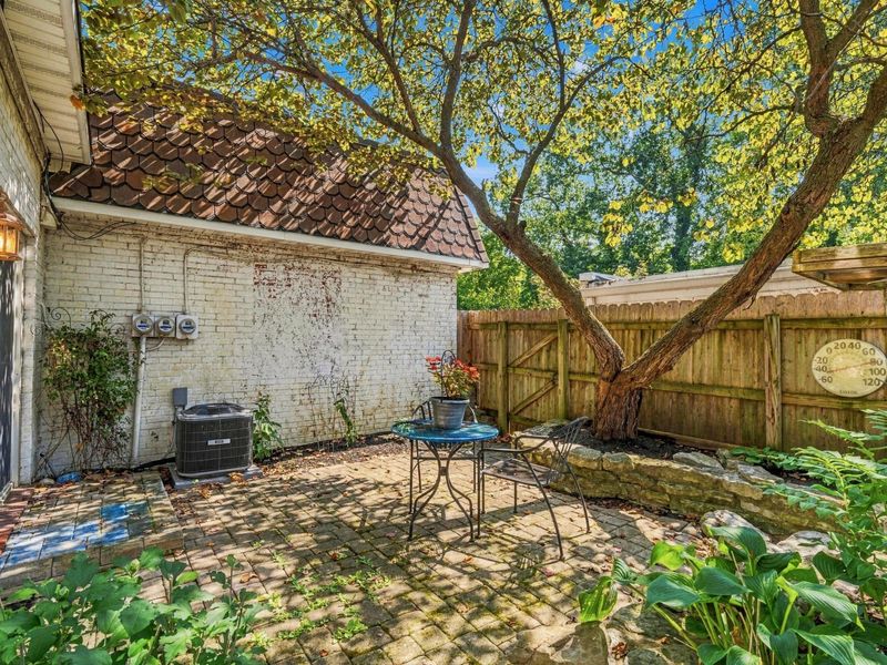 2811 Chateau Circle S, Unit 36, Upper Arlington, OH 43221 Photo 40