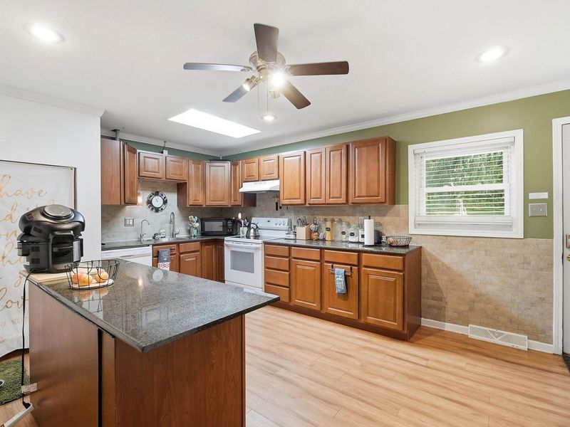8001 Duncan Plains Road NW, Alexandria, OH 43001 Photo 15