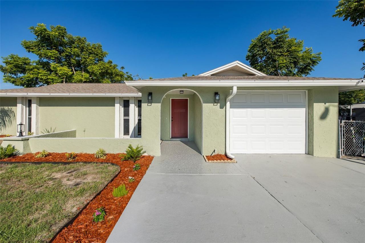 11611 Newell Drive , Port Richey, FL 34668 Photo