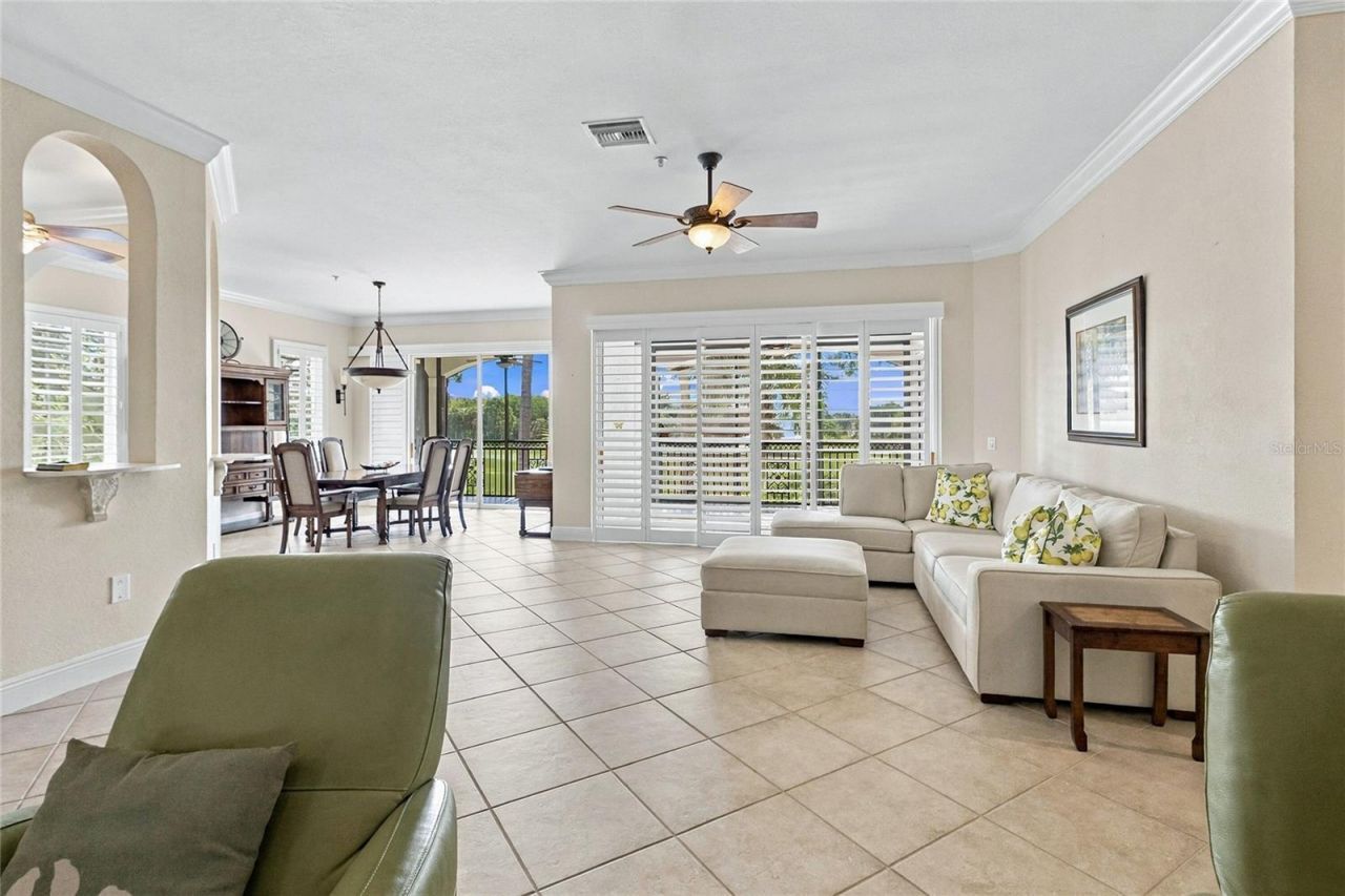 9010 Cascada Way, Unit 201, Naples, FL 34114 Photo