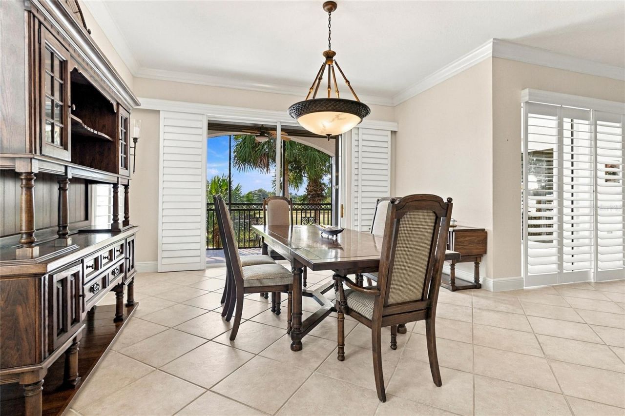 9010 Cascada Way, Unit 201, Naples, FL 34114 Photo