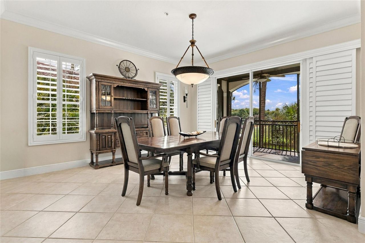 9010 Cascada Way, Unit 201, Naples, FL 34114 Photo