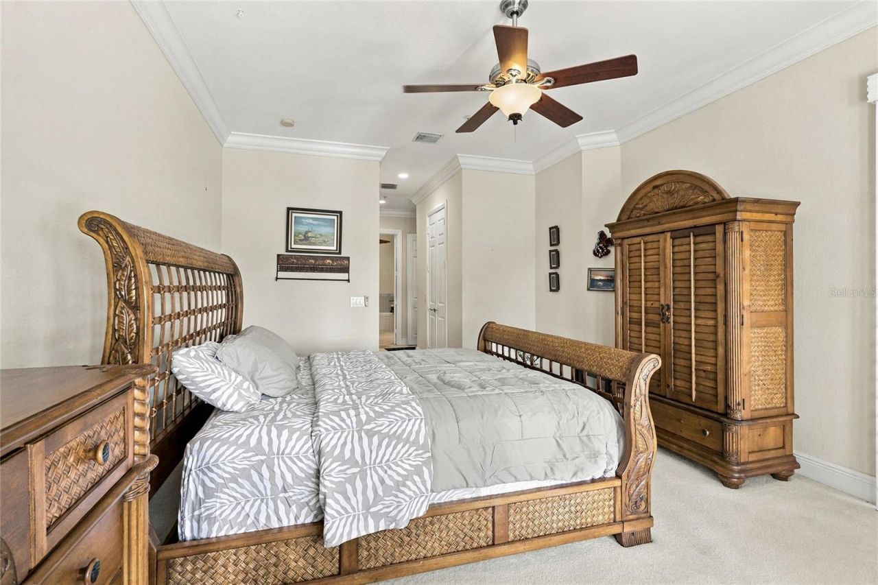 9010 Cascada Way, Unit 201, Naples, FL 34114 Photo