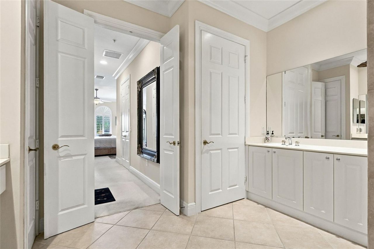 9010 Cascada Way, Unit 201, Naples, FL 34114 Photo