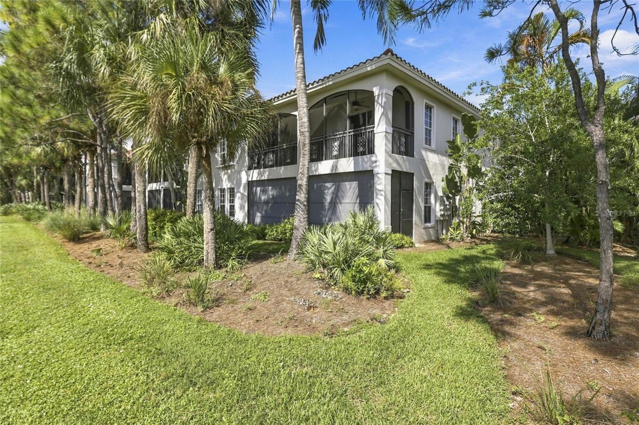 9010 Cascada Way, Unit 201, Naples, FL 34114 Photo