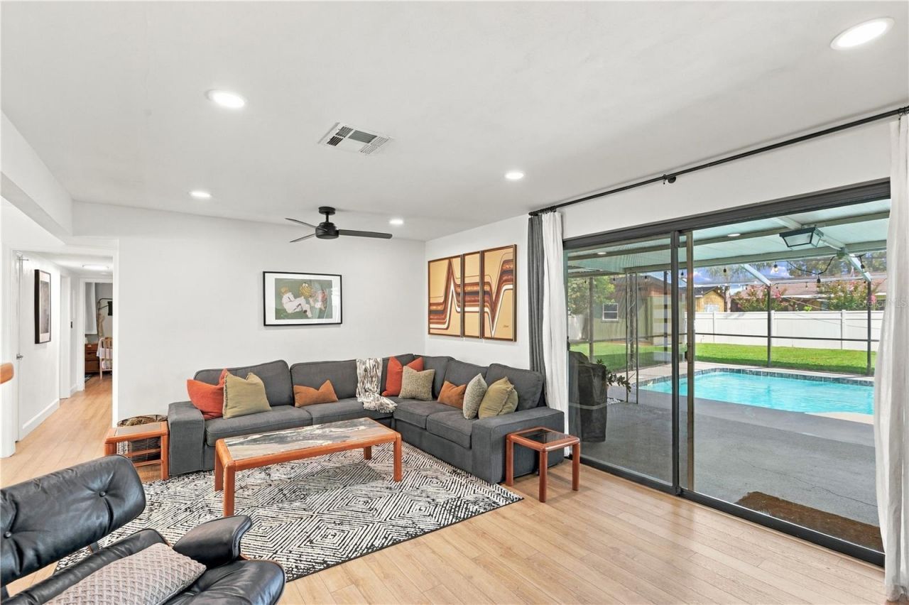 303 Halsey Street, Orlando, FL 32839 Photo