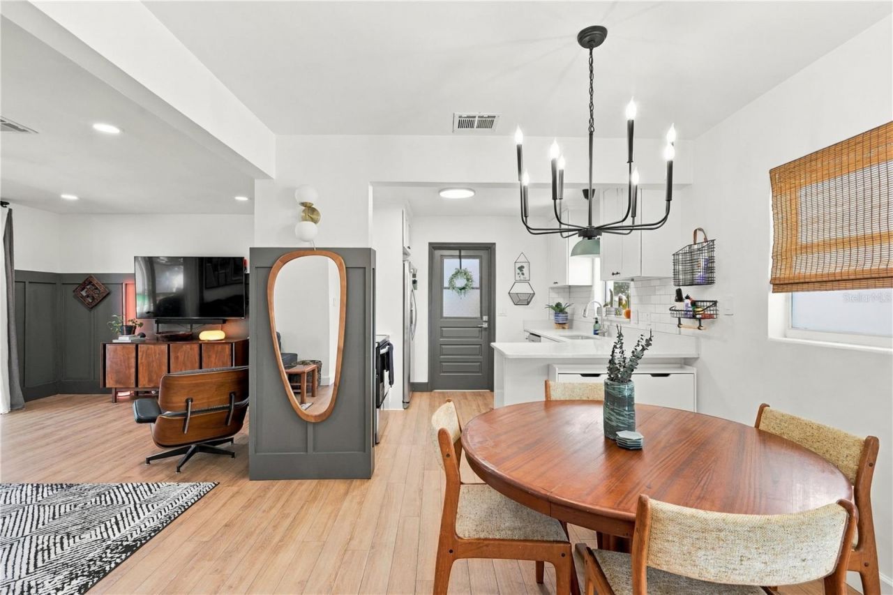 303 Halsey Street, Orlando, FL 32839 Photo