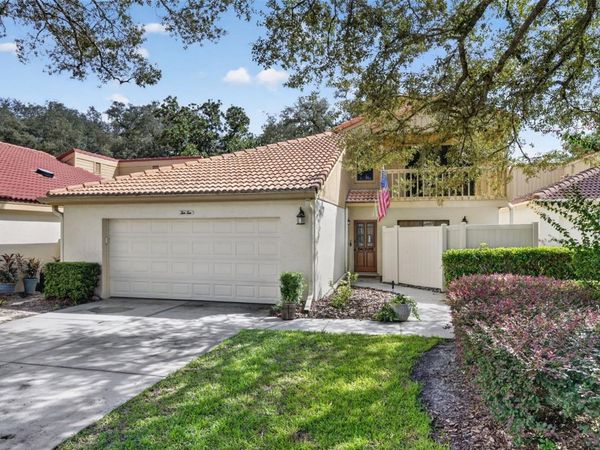 1010 W PEBBLE BEACH CIRCLE , WINTER SPRINGS, FL 32708