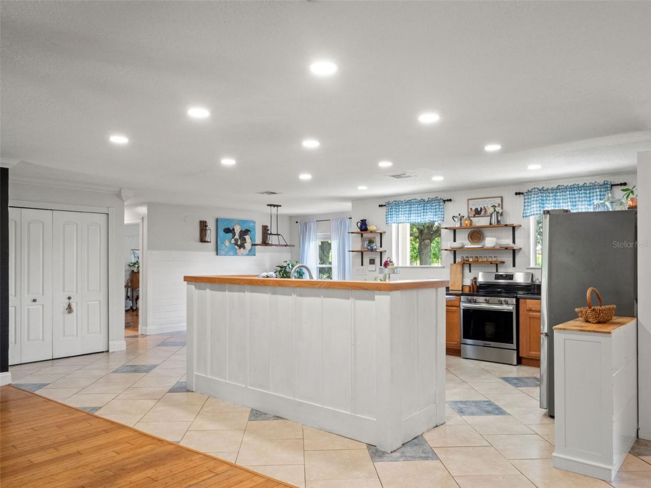2827 Hammock Grove Rd , Groveland, FL 34736 Photo