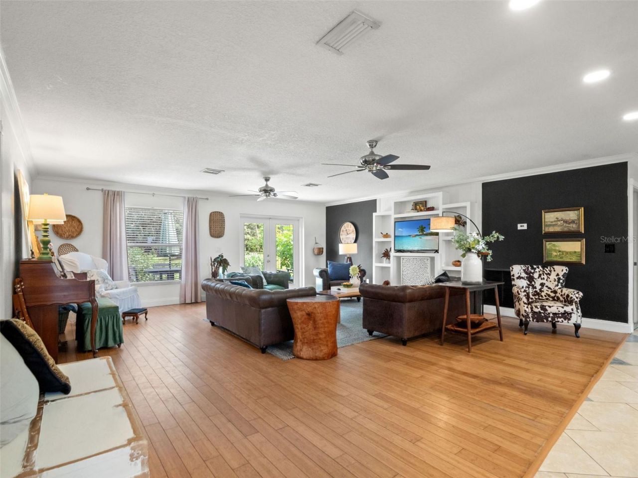 2827 Hammock Grove Rd , Groveland, FL 34736 Photo