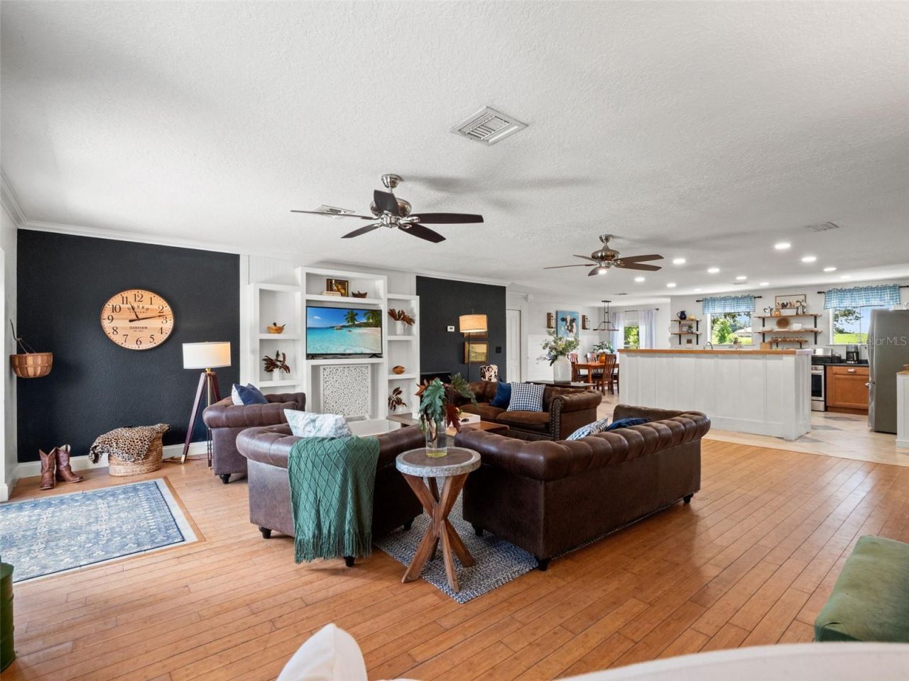 2827 Hammock Grove Rd , Groveland, FL 34736 Photo