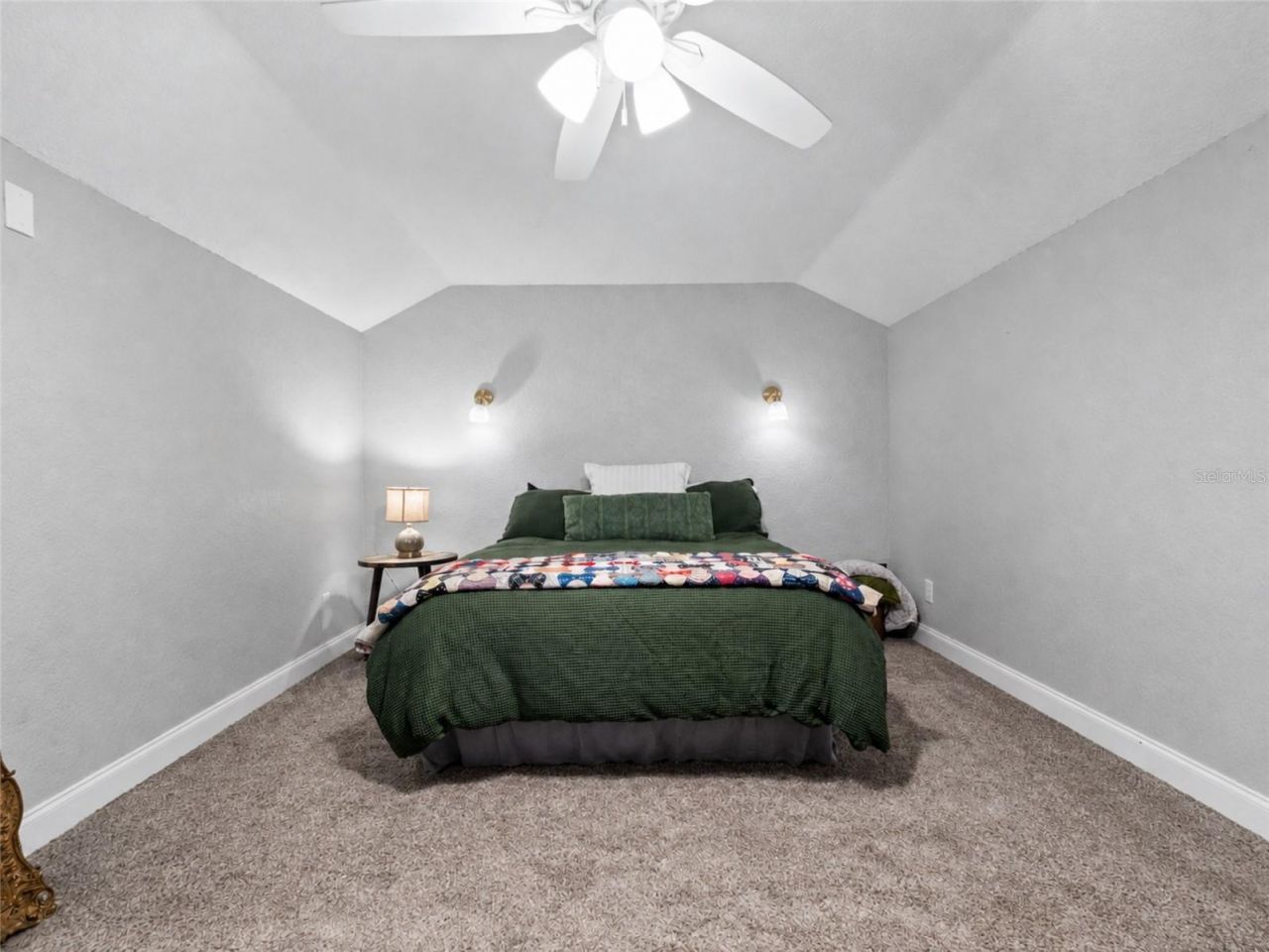 2827 Hammock Grove Rd , Groveland, FL 34736 Photo