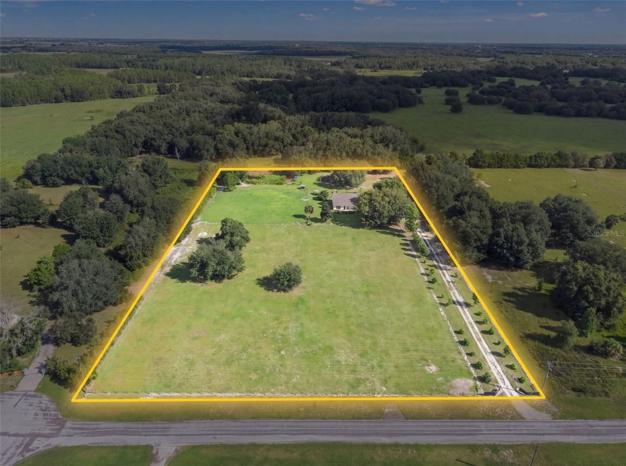 2827 Hammock Grove Rd , Groveland, FL 34736 Photo