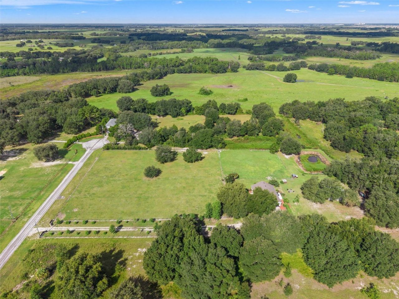 2827 Hammock Grove Rd , Groveland, FL 34736 Photo