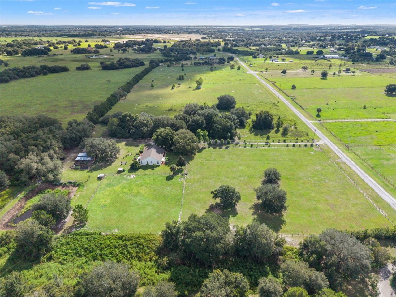 2827 Hammock Grove Rd , Groveland, FL 34736 Photo