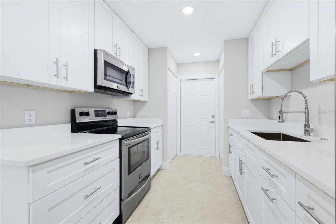 3021 14th Street E, Bradenton, FL 34208 Photo