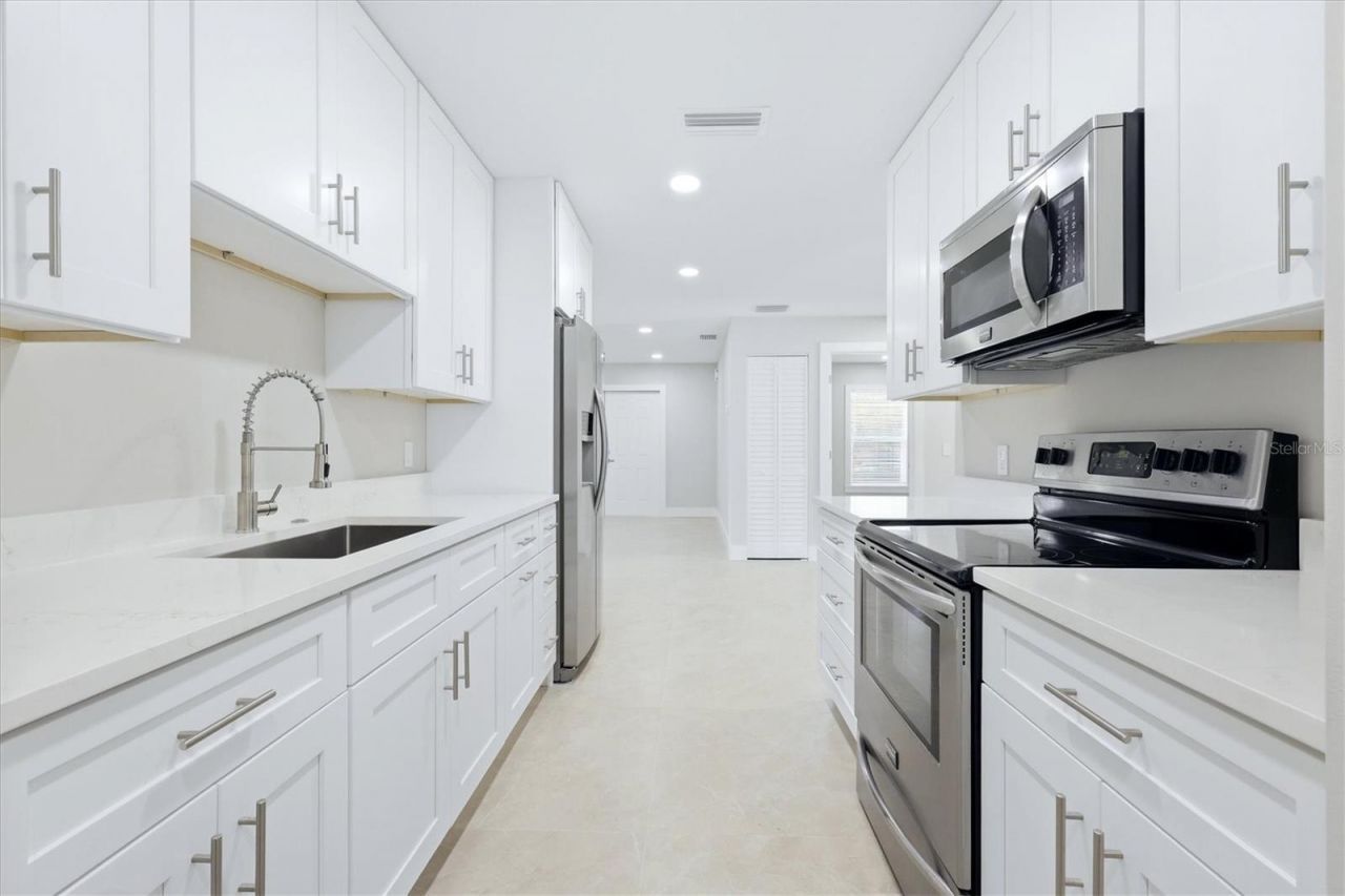 3021 14th Street E, Bradenton, FL 34208 Photo
