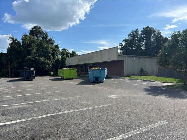 18210 N US HIGHWAY 301 , CITRA, FL 32113