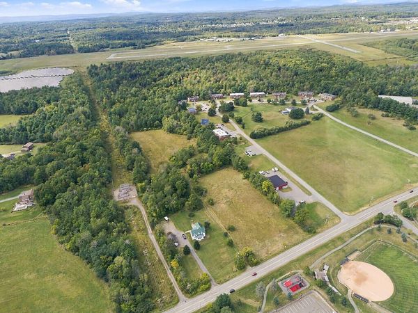 235 W River Road, Waterville, ME 04901