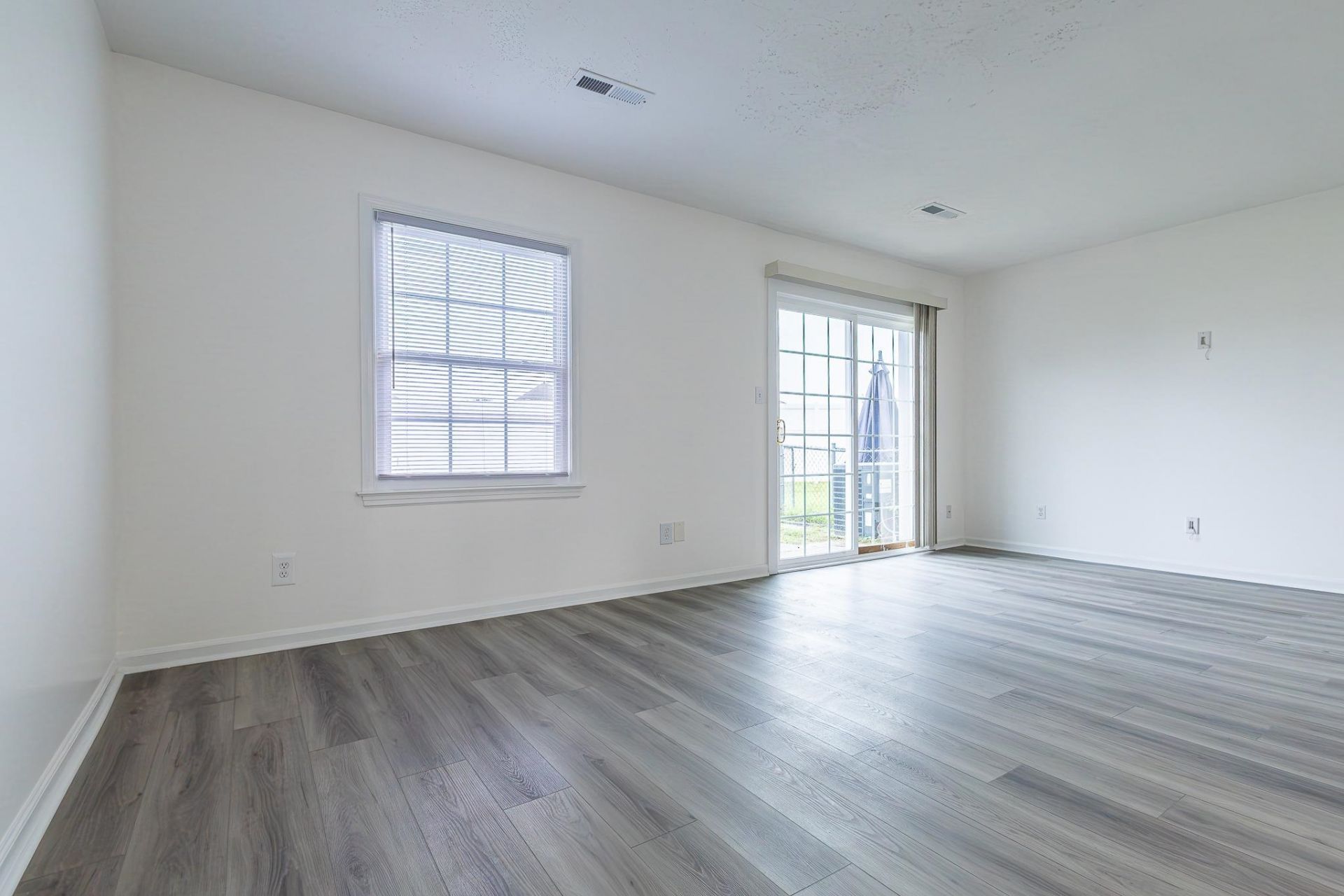 1709 Fawn Vista Dr. N  Photo 22